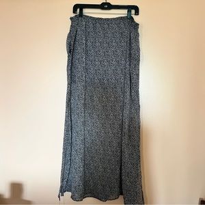 Maxi Skirt with POCKETS